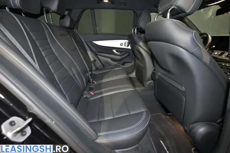 Mercedes-Benz E 300 (Clasa E) din 2022 cu 81.750 km - oferta MER204757 - foto 8