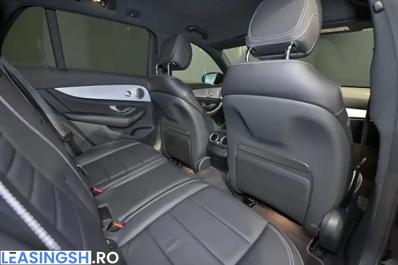 Mercedes-Benz E 300 (Clasa E) din 2022 cu 81.750 km - oferta MER204757 - foto 19