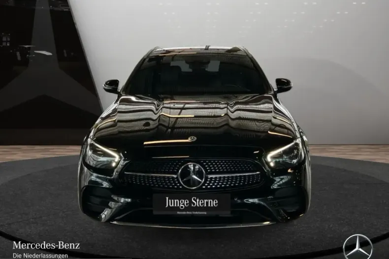 Mercedes-Benz E 300 (Clasa E) din 2022 cu 89.109 km - oferta MER204762 - foto 2