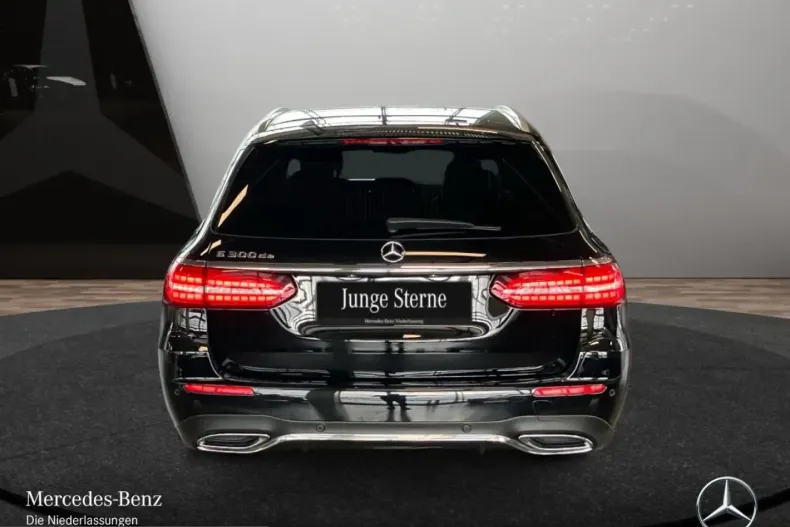 Mercedes-Benz E 300 (Clasa E) din 2022 cu 89.109 km - oferta MER204762 - foto 6