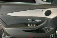 Mercedes-Benz E 300 (Clasa E) din 2022 cu 89.109 km - oferta MER204762 - foto 14