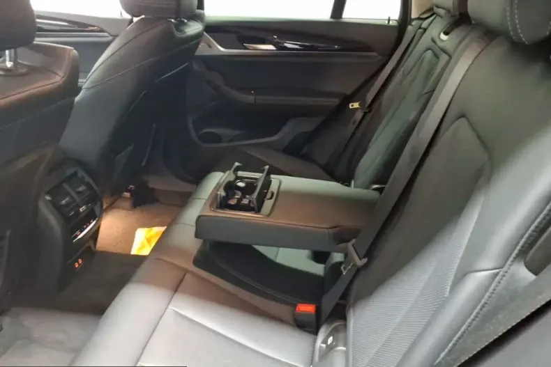 BMW X4 (Seria X) din 2022 cu 60.079 km - oferta BMW204763 - foto 9