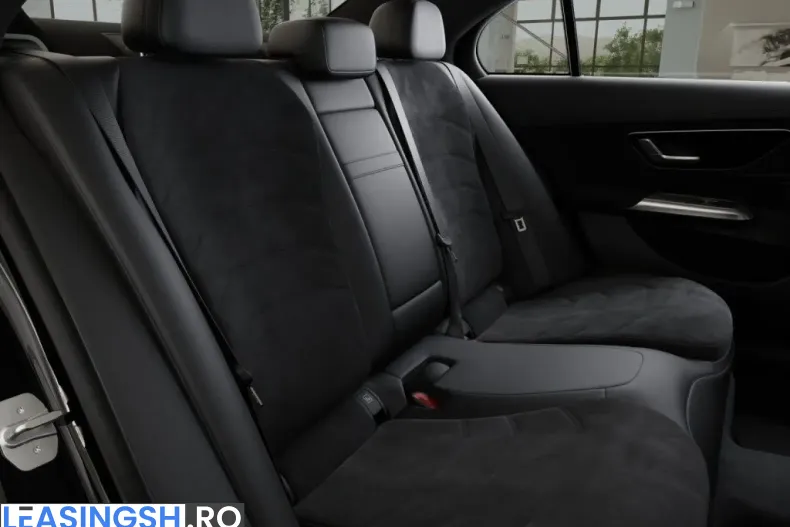 Mercedes-Benz E 220 (Clasa E) din 2025 cu 8.865 km - oferta MER204764 - foto 10