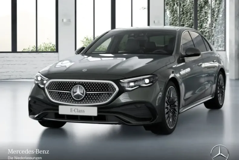 Mercedes-Benz E 300 (Clasa E) din 2025 cu 17.005 km - oferta MER204765 - foto 1