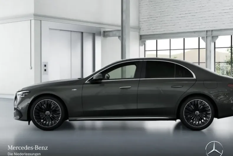 Mercedes-Benz E 300 (Clasa E) din 2025 cu 17.005 km - oferta MER204765 - foto 4