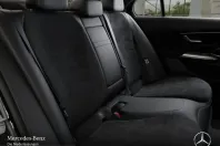 Mercedes-Benz E 300 (Clasa E) din 2025 cu 17.005 km - oferta MER204765 - foto 10