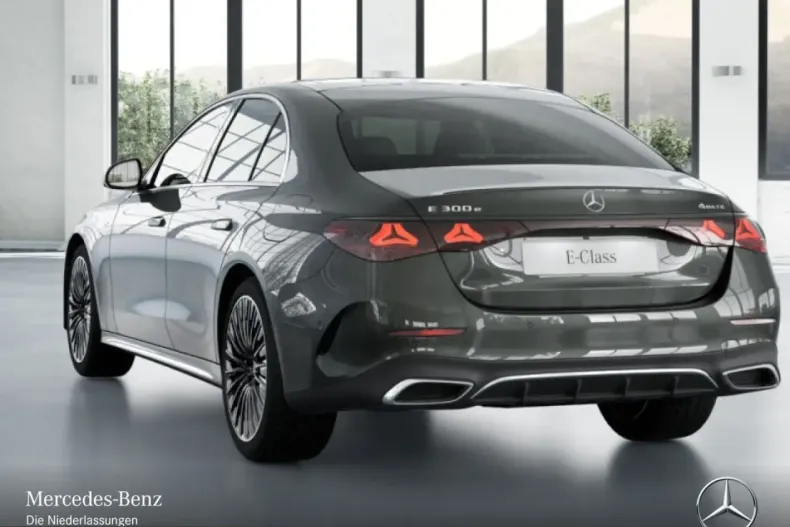 Mercedes-Benz E 300 (Clasa E) din 2025 cu 17.005 km - oferta MER204765 - foto 17