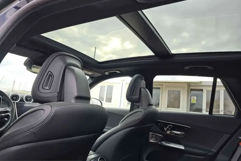 Mercedes-Benz GLC 300 (Clasa GLC) din 2023 cu 59.380 km - oferta MER204766 - foto 10