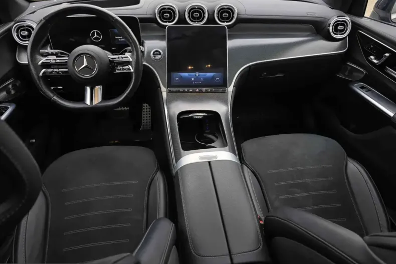 Mercedes-Benz GLC 300 (Clasa GLC) din 2023 cu 59.380 km - oferta MER204766 - foto 11