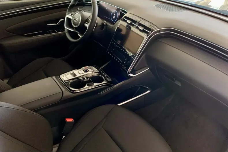 Hyundai Tucson din 2022 cu 33.000 km - oferta HYU204770 - foto 2