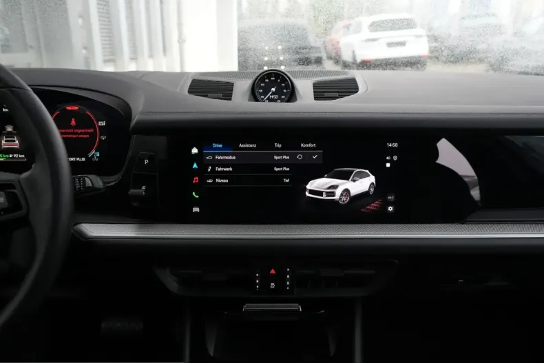 Porsche Cayenne din 2024 cu 16.000 km - oferta POR204774 - foto 25