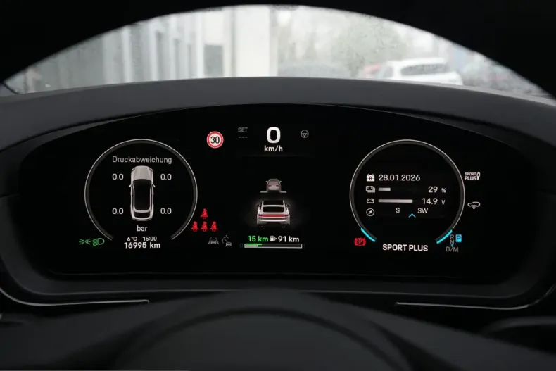 Porsche Cayenne din 2024 cu 16.000 km - oferta POR204774 - foto 26