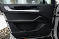 Porsche Cayenne din 2024 cu 16.000 km - oferta POR204774 - foto 38