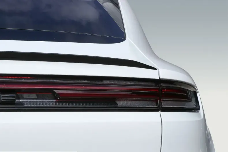 Porsche Cayenne din 2024 cu 33.800 km - oferta POR204775 - foto 9