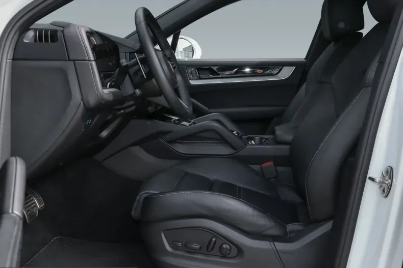 Porsche Cayenne din 2024 cu 33.800 km - oferta POR204775 - foto 11