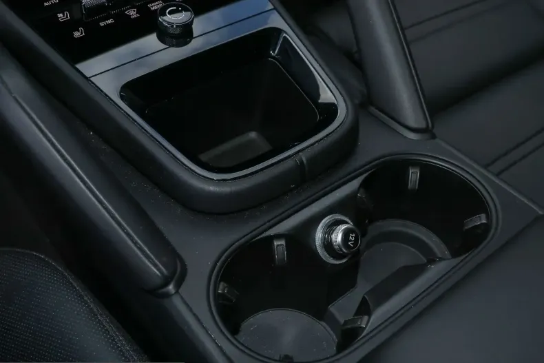 Porsche Cayenne din 2024 cu 33.800 km - oferta POR204775 - foto 21