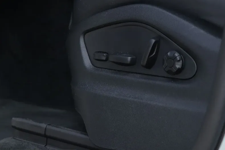 Porsche Cayenne din 2024 cu 33.800 km - oferta POR204775 - foto 26