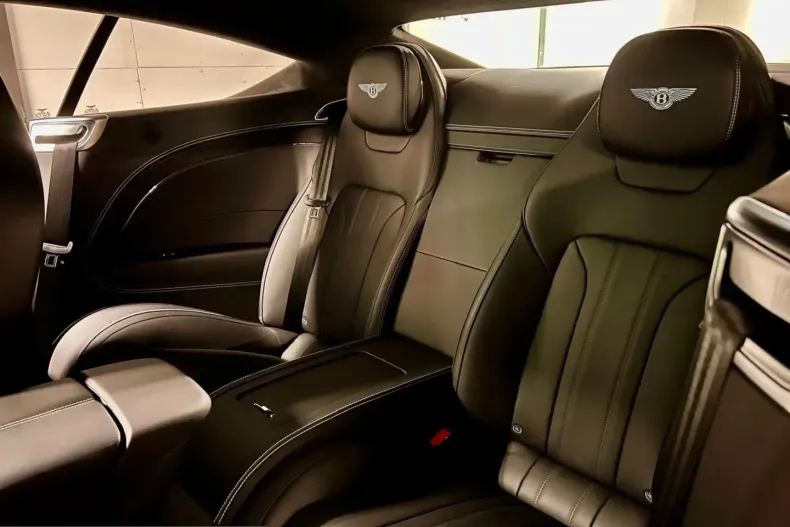 Bentley Continental GT din 2023 cu 2.600 km - oferta BEN204779 - foto 4