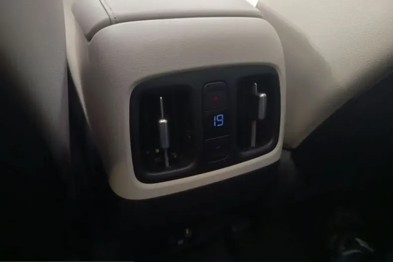 Hyundai Tucson din 2022 cu 33.900 km - oferta HYU204783 - foto 21