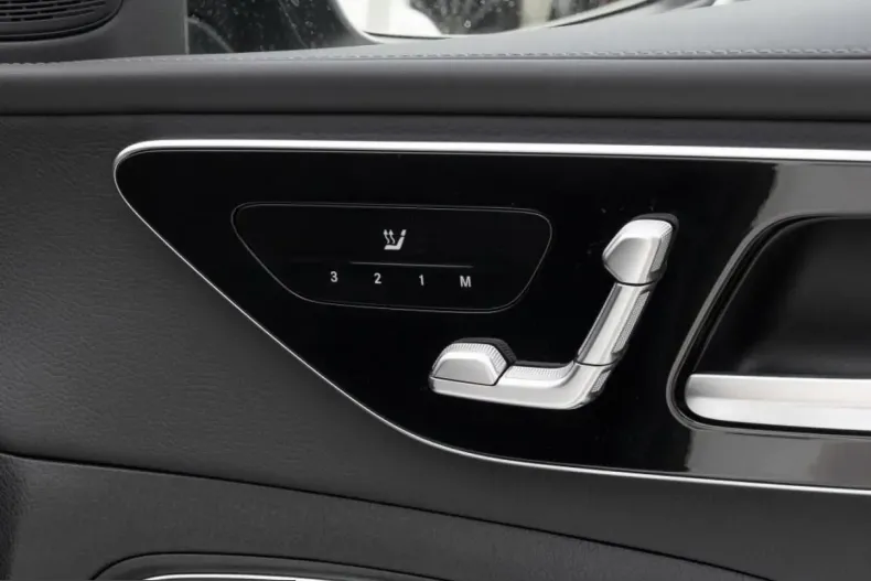 Mercedes-Benz C 180 (Clasa C) din 2025 cu 4.970 km - oferta MER204786 - foto 8