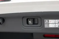 Mercedes-Benz C 180 (Clasa C) din 2025 cu 4.970 km - oferta MER204786 - foto 14