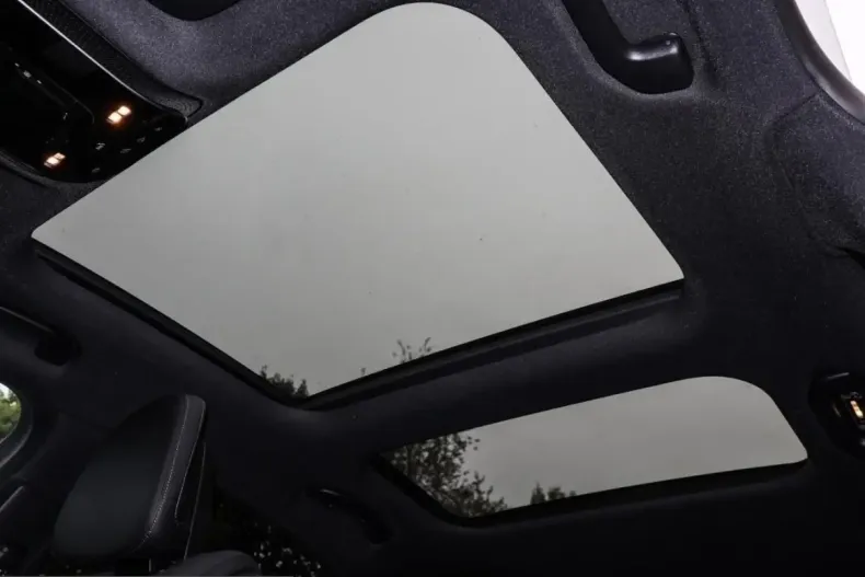 Mercedes-Benz C 180 (Clasa C) din 2025 cu 4.970 km - oferta MER204786 - foto 19