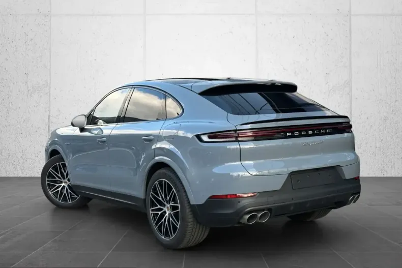 Porsche Cayenne din 2024 cu 43.050 km - oferta POR204787 - foto 4