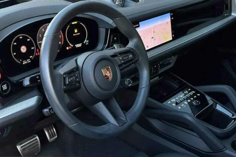 Porsche Cayenne din 2024 cu 43.050 km - oferta POR204787 - foto 7