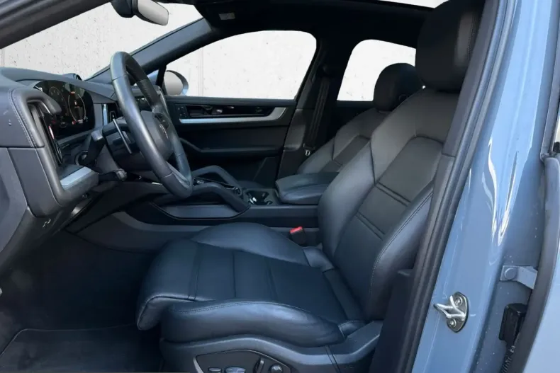 Porsche Cayenne din 2024 cu 43.050 km - oferta POR204787 - foto 19