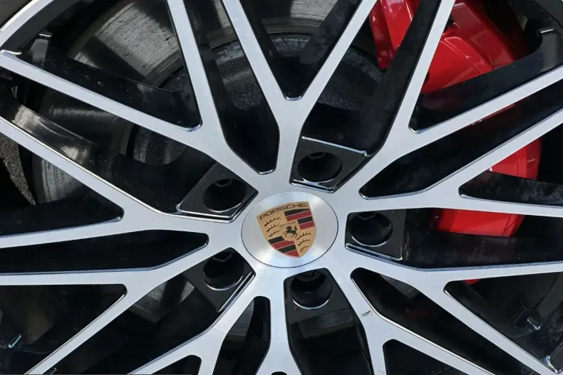 Porsche Cayenne din 2024 cu 43.050 km - oferta POR204787 - foto 29