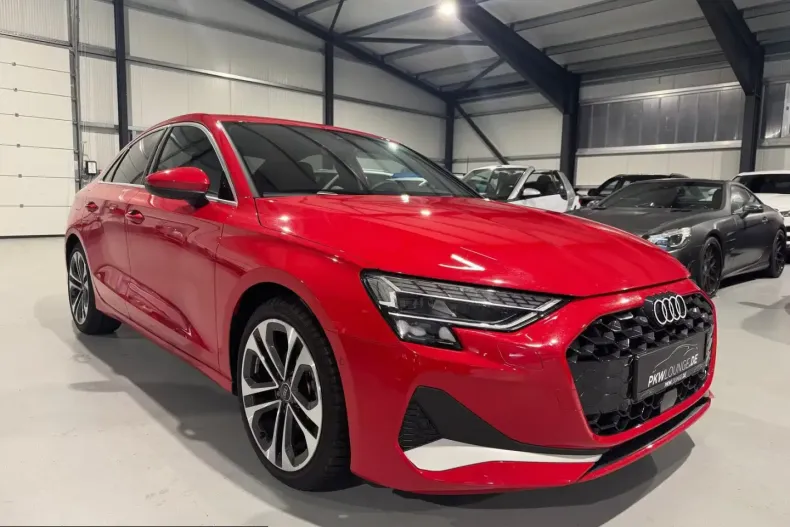 Audi A3 din 2025 cu 9.900 km - oferta AUD204790 - foto 1