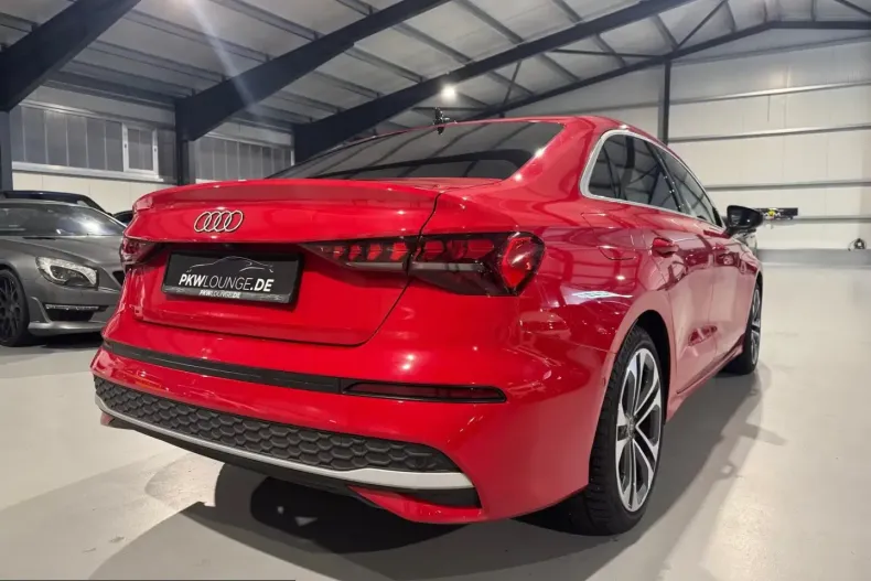 Audi A3 din 2025 cu 9.900 km - oferta AUD204790 - foto 4