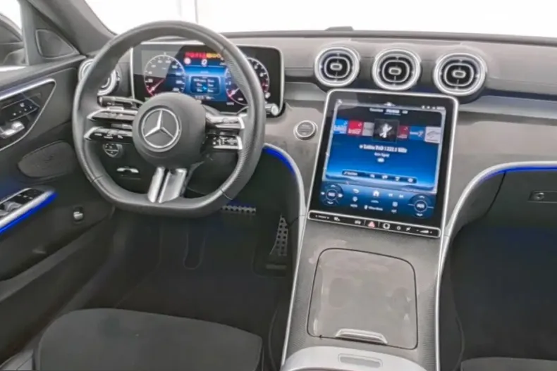 Mercedes-Benz C 180 (Clasa C) din 2025 cu 10.000 km - oferta MER204792 - foto 5