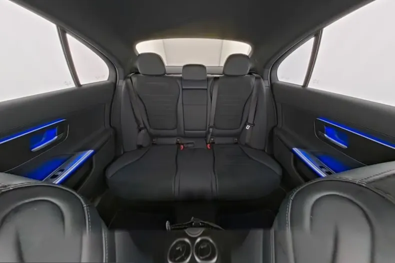 Mercedes-Benz C 180 (Clasa C) din 2025 cu 10.000 km - oferta MER204792 - foto 7