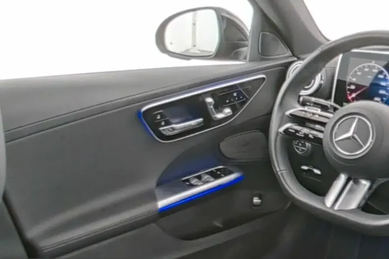 Mercedes-Benz C 180 (Clasa C) din 2025 cu 10.000 km - oferta MER204792 - foto 8