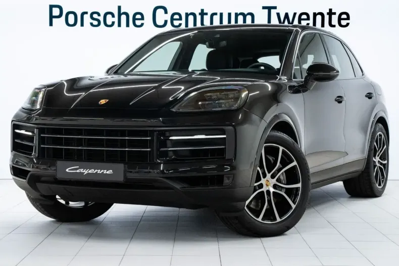 Porsche Cayenne din 2023 cu 61.514 km - oferta POR204793 - foto 1