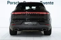 Porsche Cayenne din 2023 cu 61.514 km - oferta POR204793 - foto 4