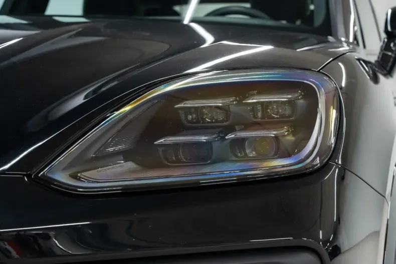 Porsche Cayenne din 2023 cu 61.514 km - oferta POR204793 - foto 10