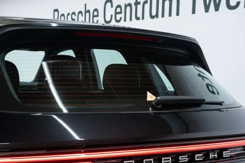 Porsche Cayenne din 2023 cu 61.514 km - oferta POR204793 - foto 15