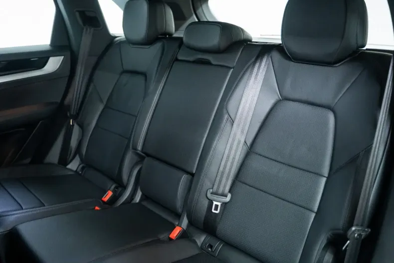 Porsche Cayenne din 2023 cu 61.514 km - oferta POR204793 - foto 27