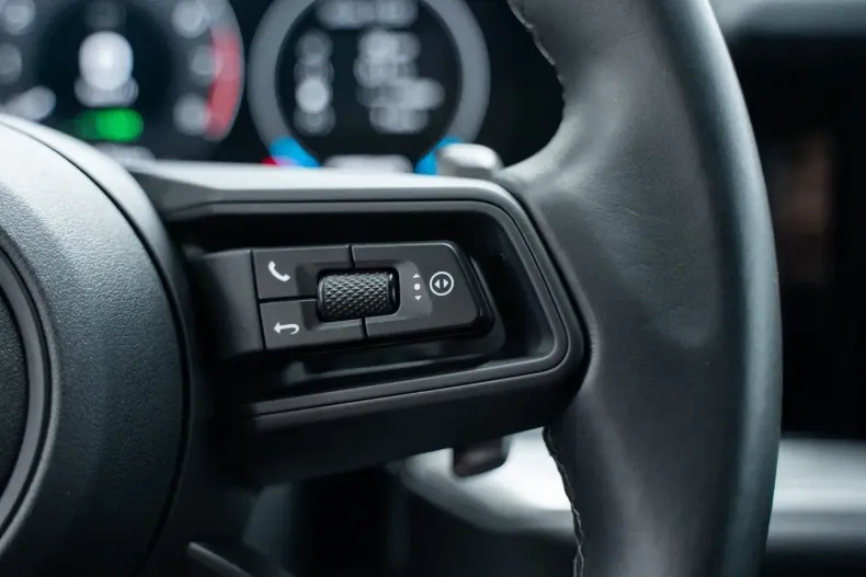 Porsche Cayenne din 2023 cu 61.514 km - oferta POR204793 - foto 32