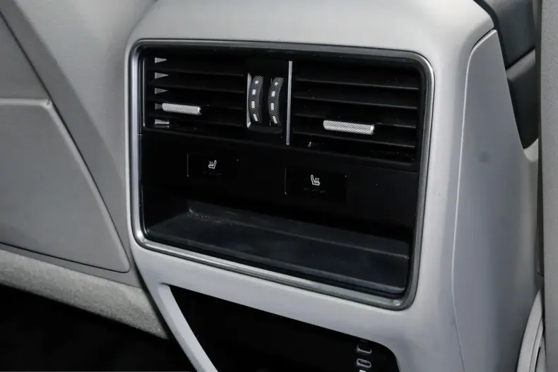 Porsche Cayenne din 2022 cu 33.430 km - oferta POR204794 - foto 16