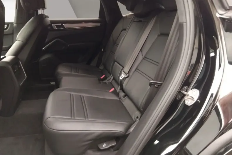 Porsche Cayenne din 2022 cu 56.000 km - oferta POR204795 - foto 8