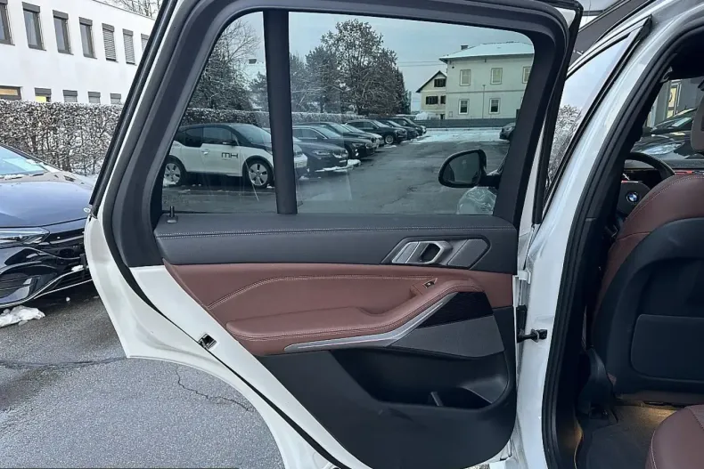 BMW X5 (Seria X) din 2025 cu 8.865 km - oferta BMW204798 - foto 12