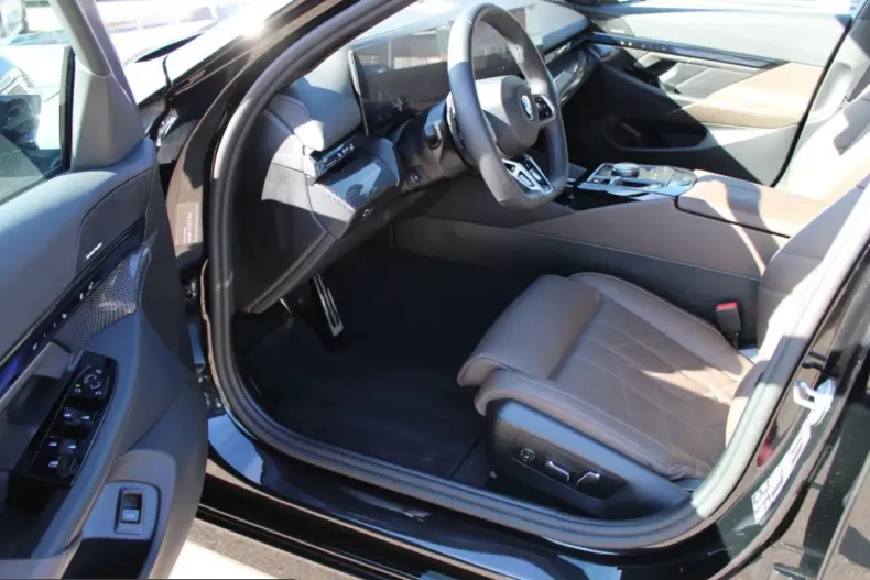 BMW 520 (Seria 5) din 2025 cu 24.904 km - oferta BMW204799 - foto 5