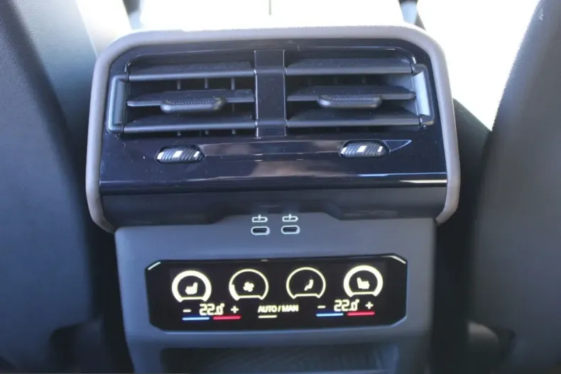 BMW 520 (Seria 5) din 2025 cu 24.904 km - oferta BMW204799 - foto 8