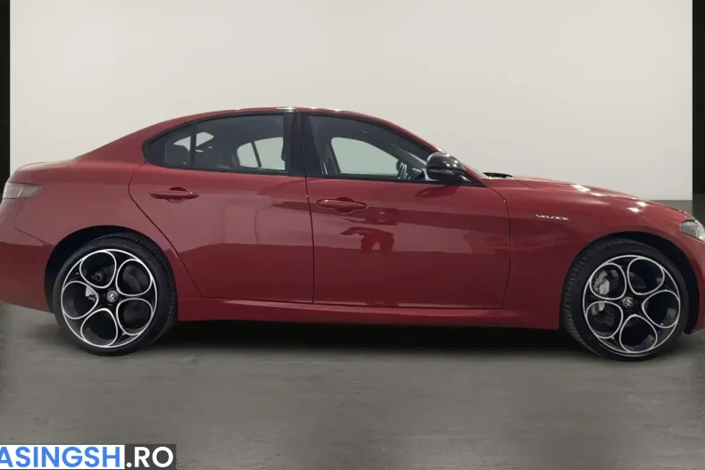 Alfa Romeo Giulia din 2023 cu 9.990 km - oferta ALF204800 - foto 3