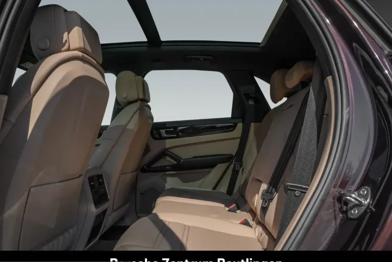 Porsche Cayenne din 2022 cu 30.200 km - oferta POR204803 - foto 8