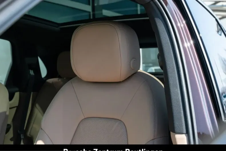 Porsche Cayenne din 2022 cu 30.200 km - oferta POR204803 - foto 19