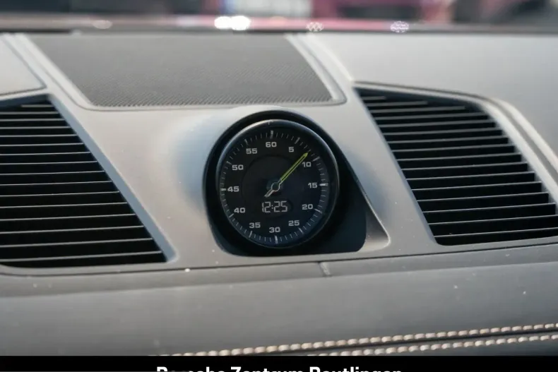 Porsche Cayenne din 2022 cu 30.200 km - oferta POR204803 - foto 24